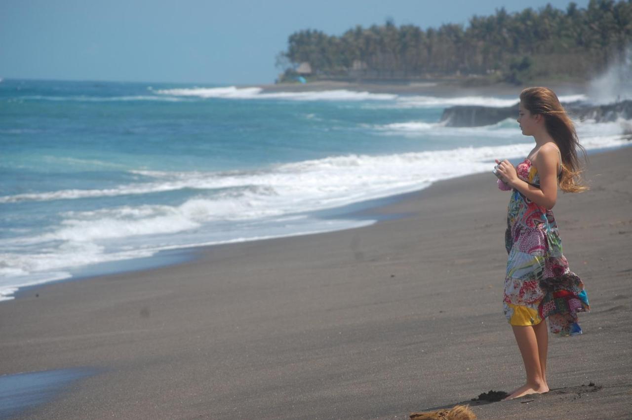 Honey Home Stay Canggu  Ngoại thất bức ảnh